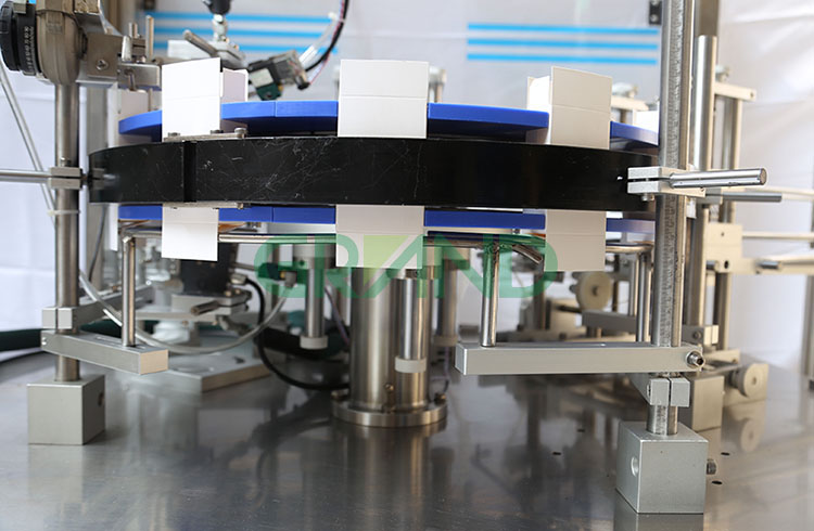 Automatic Vertical Rotary Cartoning Machine details เครื่องเขียนแบบโรตารี่แนวตั้งอัตโนมัติ Machine01