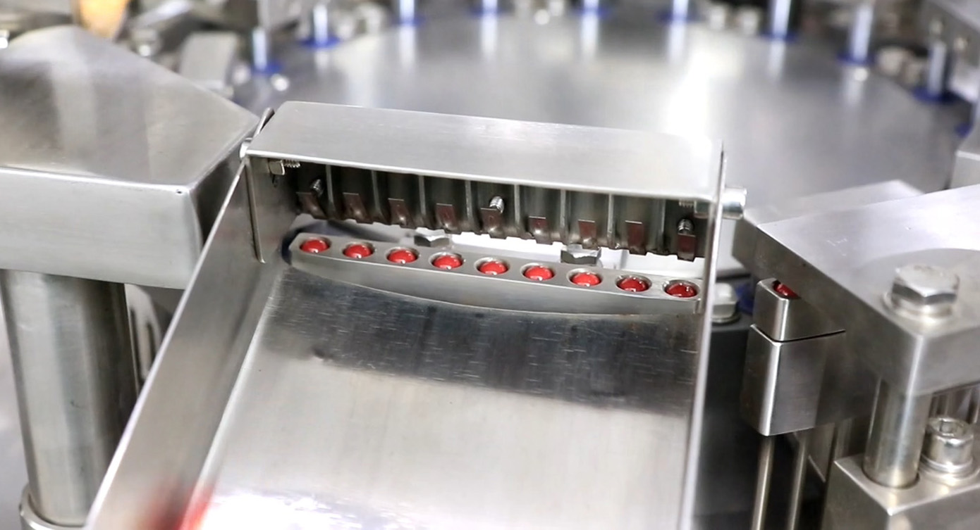 การปิดเครื่องบรรจุแคปซูลและการปลดปล่อย